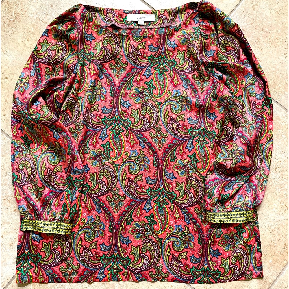 LOFT size small paisley multicolored.